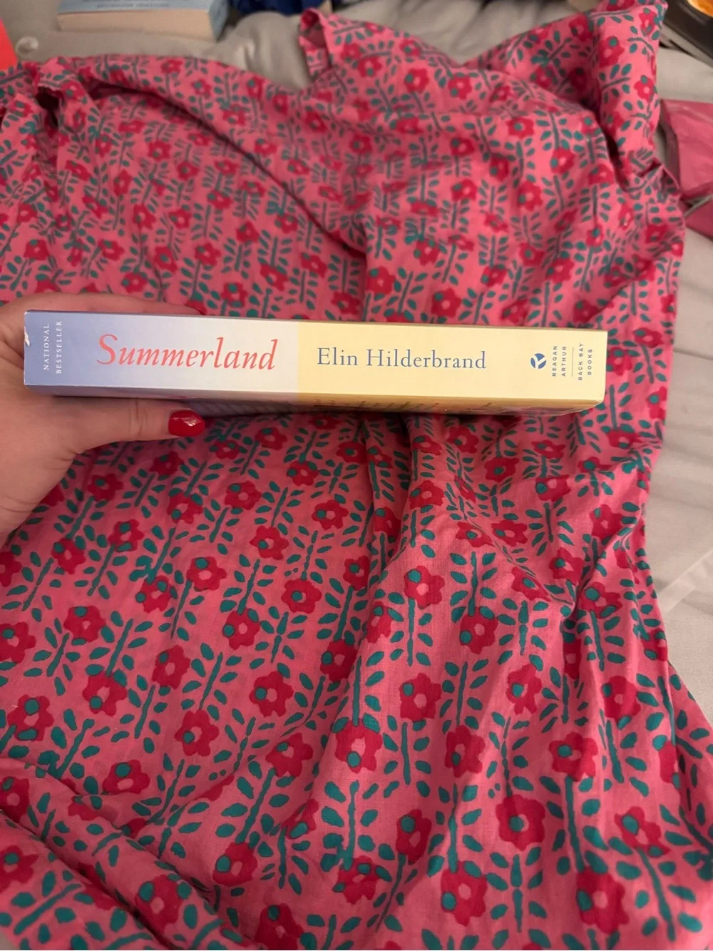 Elin Hilderbrand - Summerland - Paperback - *like new